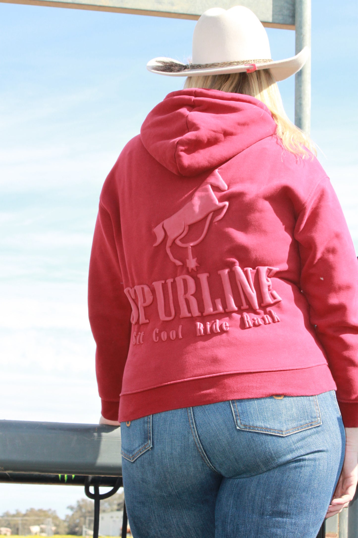 THE OUTLAW HOODIE